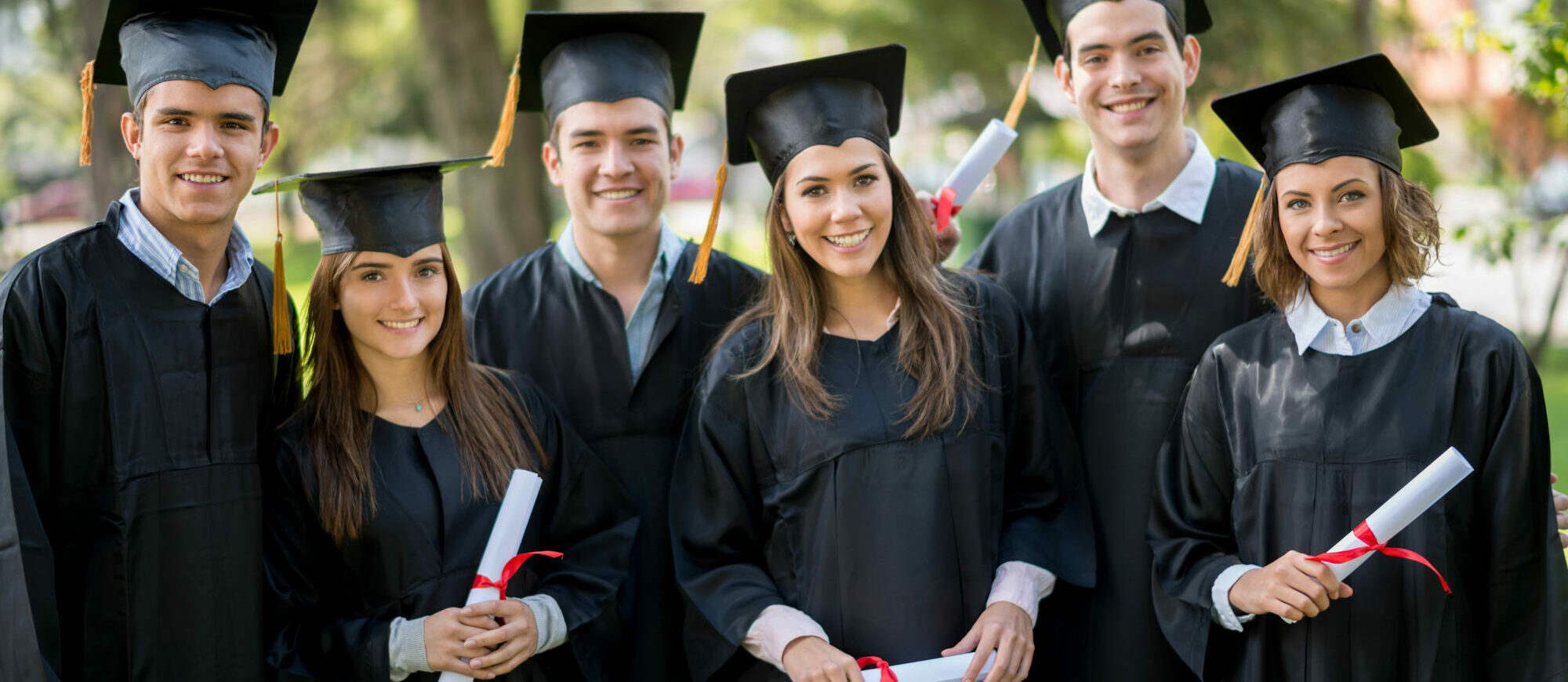 Beckfield College Homepage Hero Image - Graduating Beckfield Students - Florence, KY